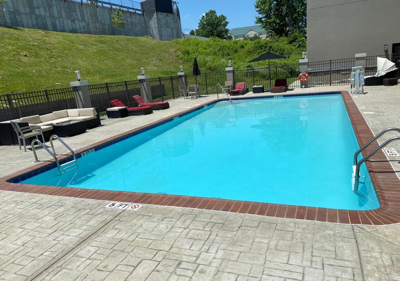 Quality Suites Nashville Airport Ngoại thất bức ảnh