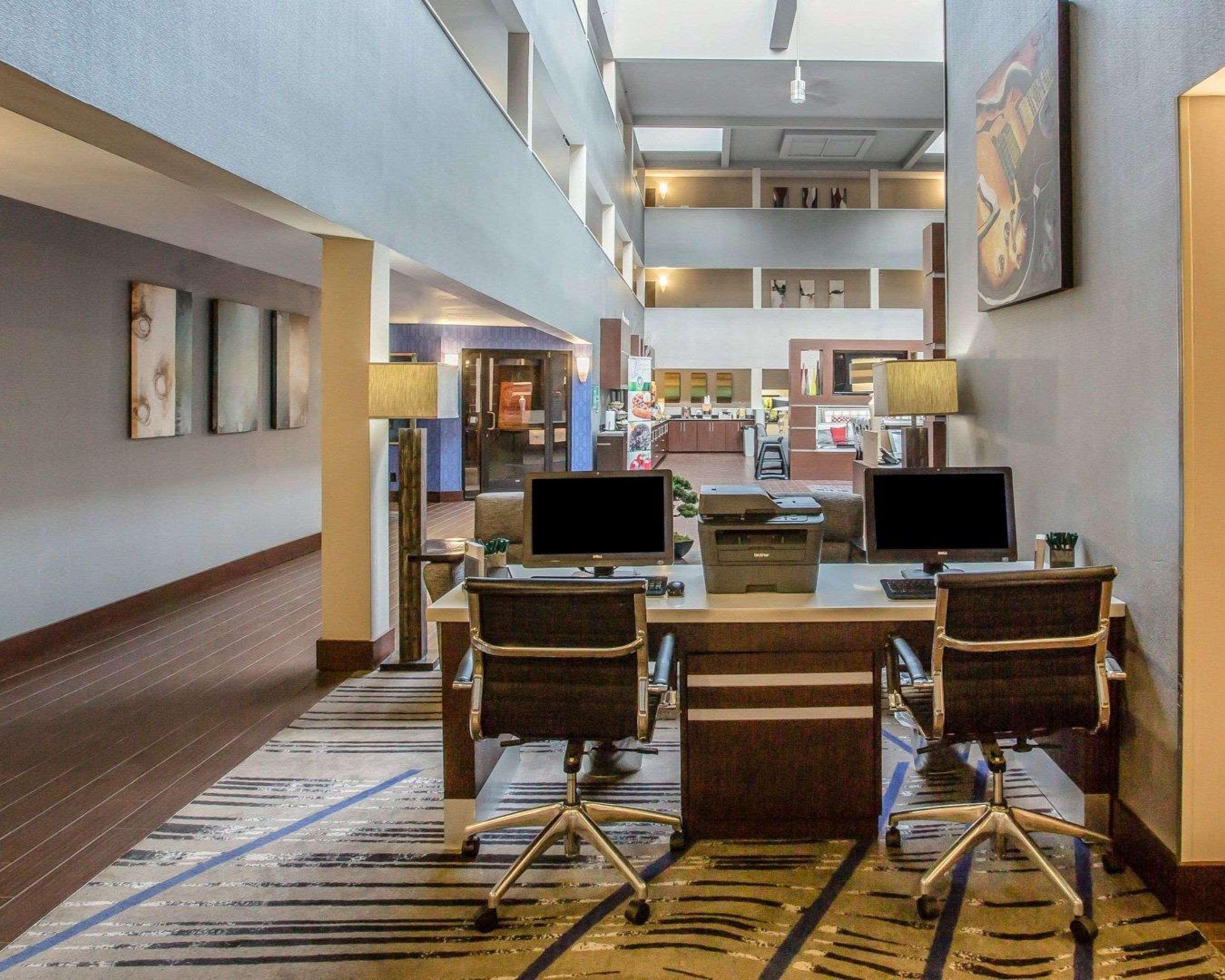 Quality Suites Nashville Airport Ngoại thất bức ảnh