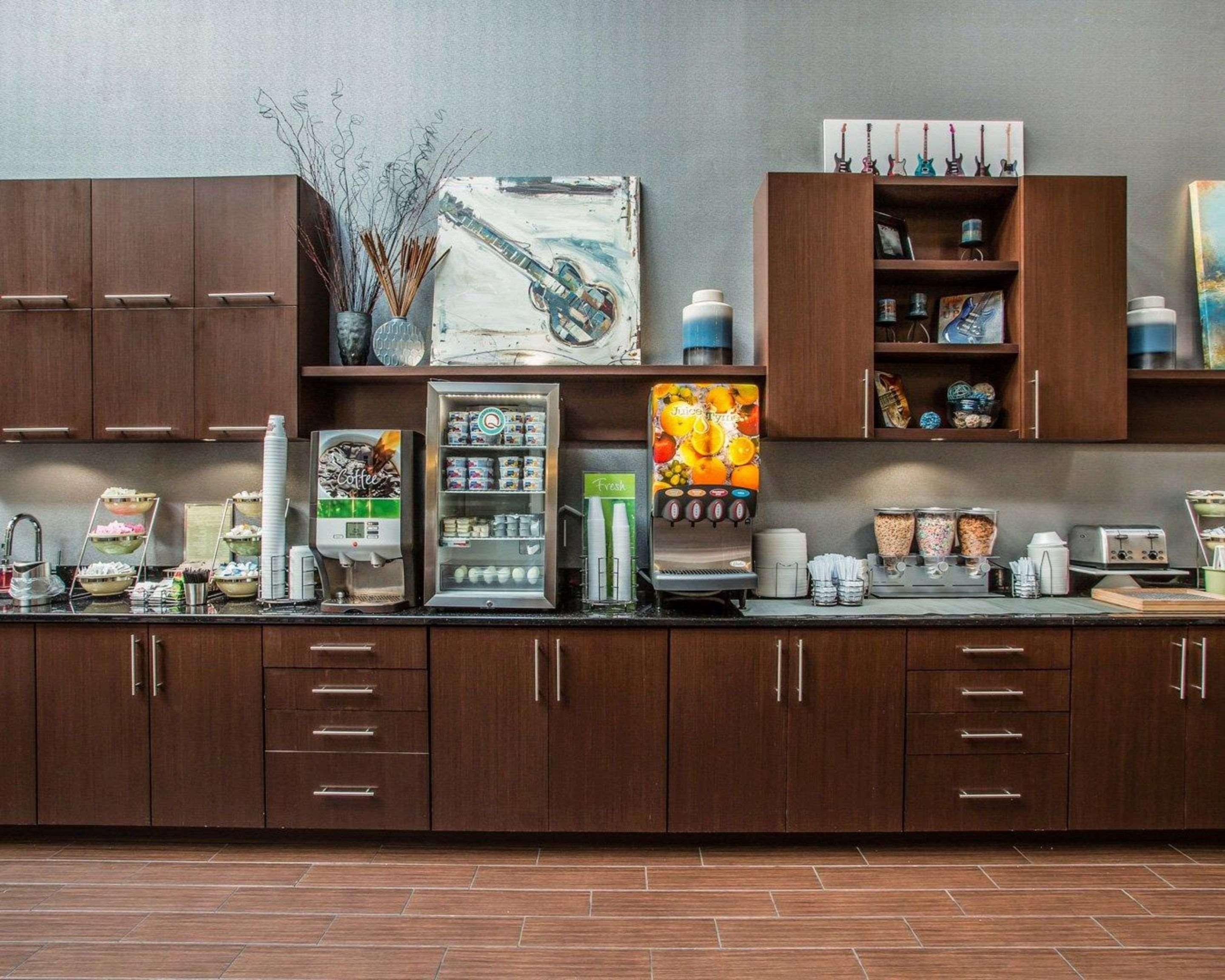Quality Suites Nashville Airport Ngoại thất bức ảnh