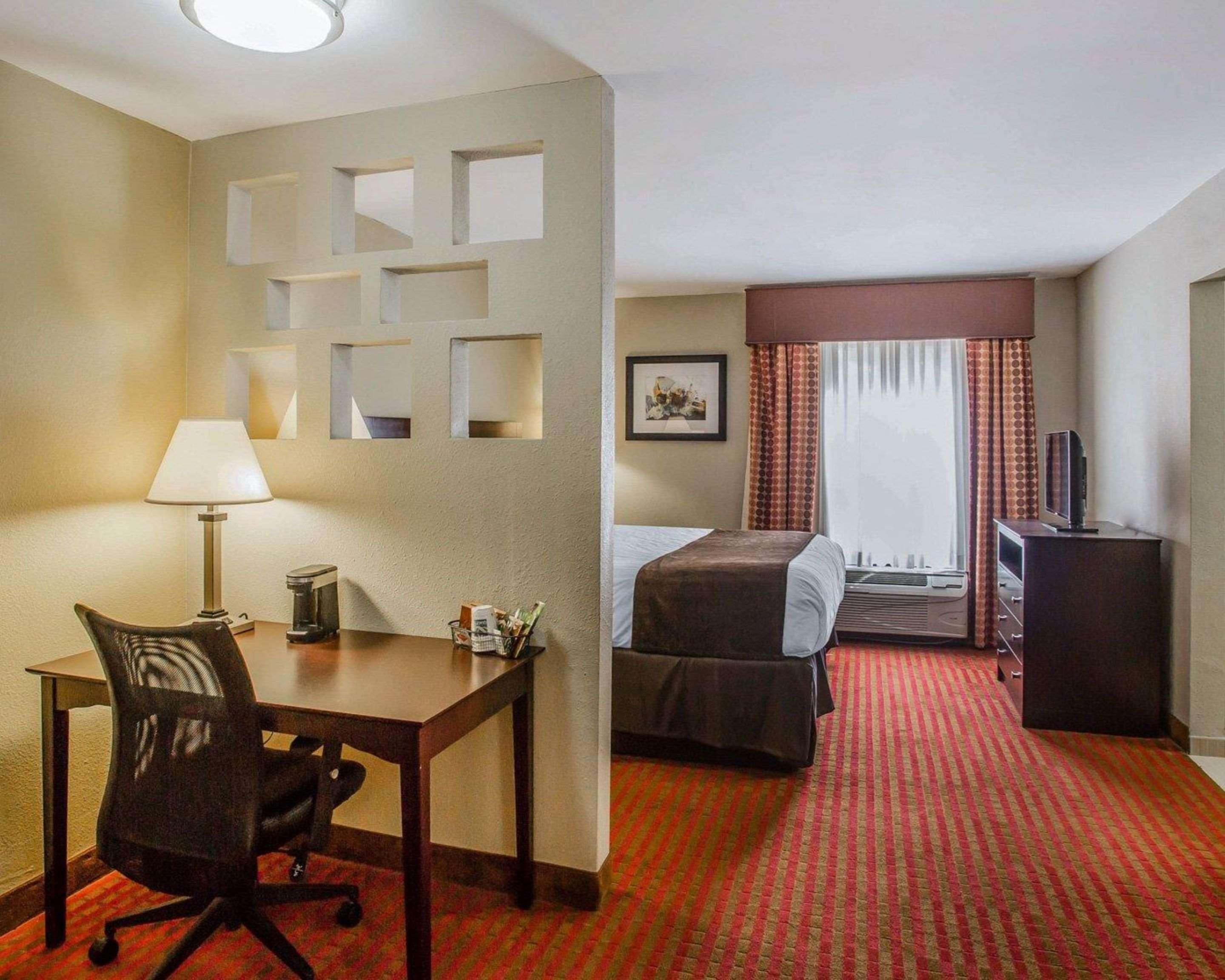 Quality Suites Nashville Airport Ngoại thất bức ảnh