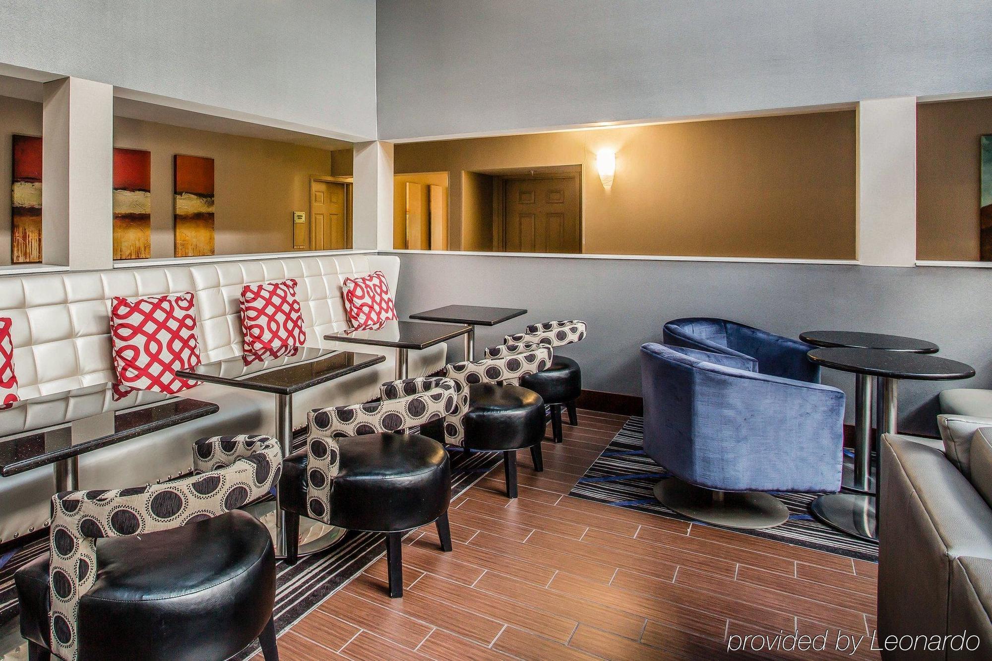 Quality Suites Nashville Airport Ngoại thất bức ảnh