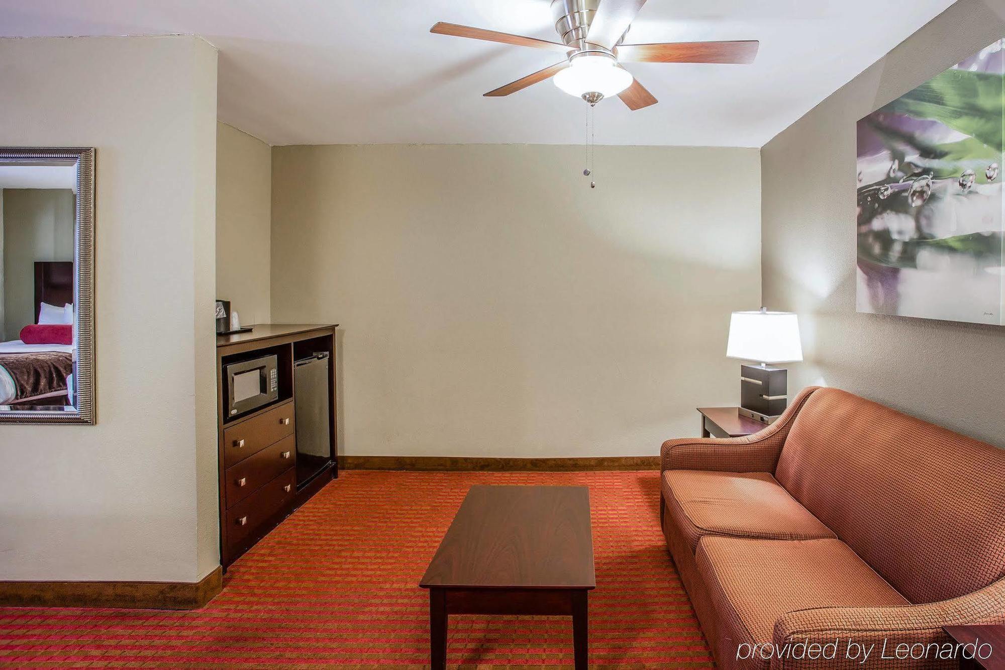 Quality Suites Nashville Airport Ngoại thất bức ảnh