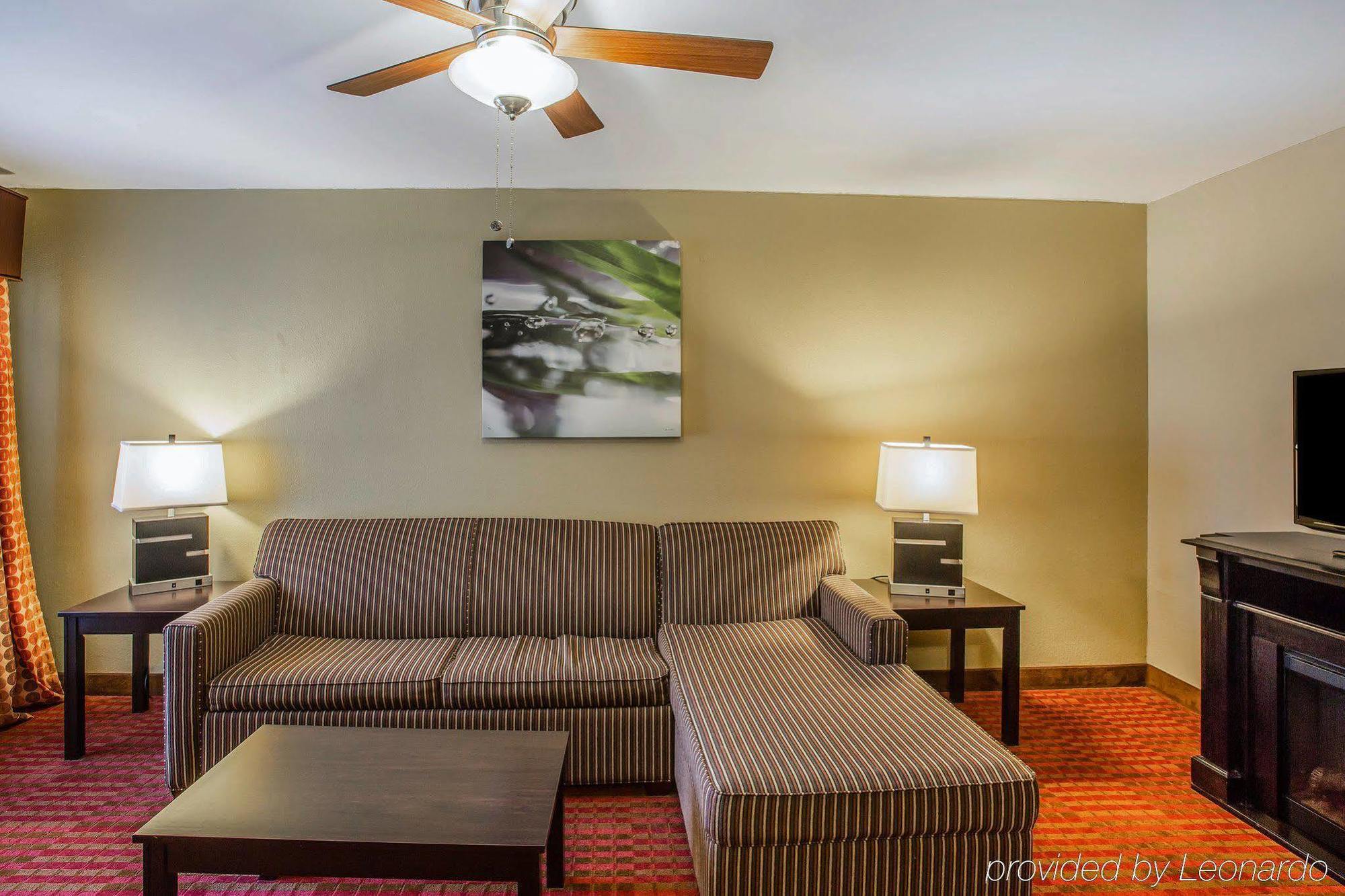 Quality Suites Nashville Airport Ngoại thất bức ảnh